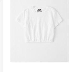 Elastic hem crop tee